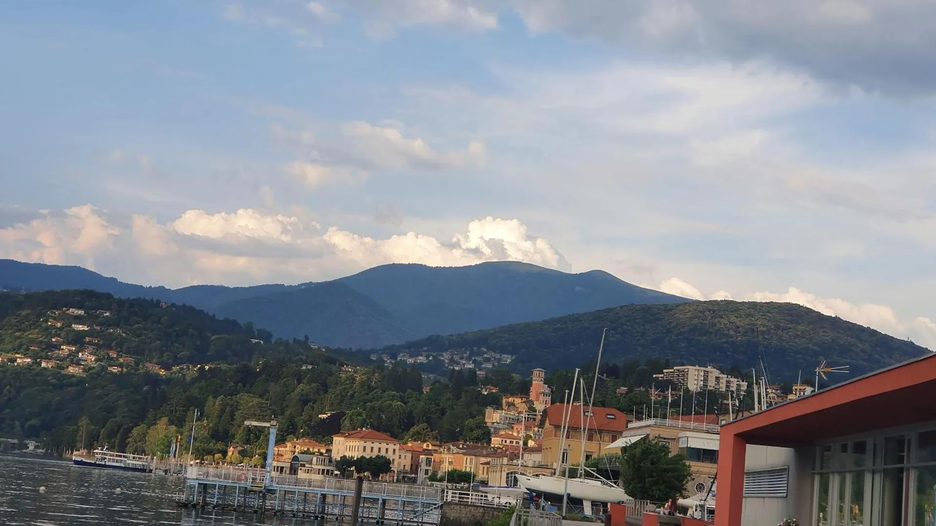 Casa-Shila Villa Luino Tatil Evi